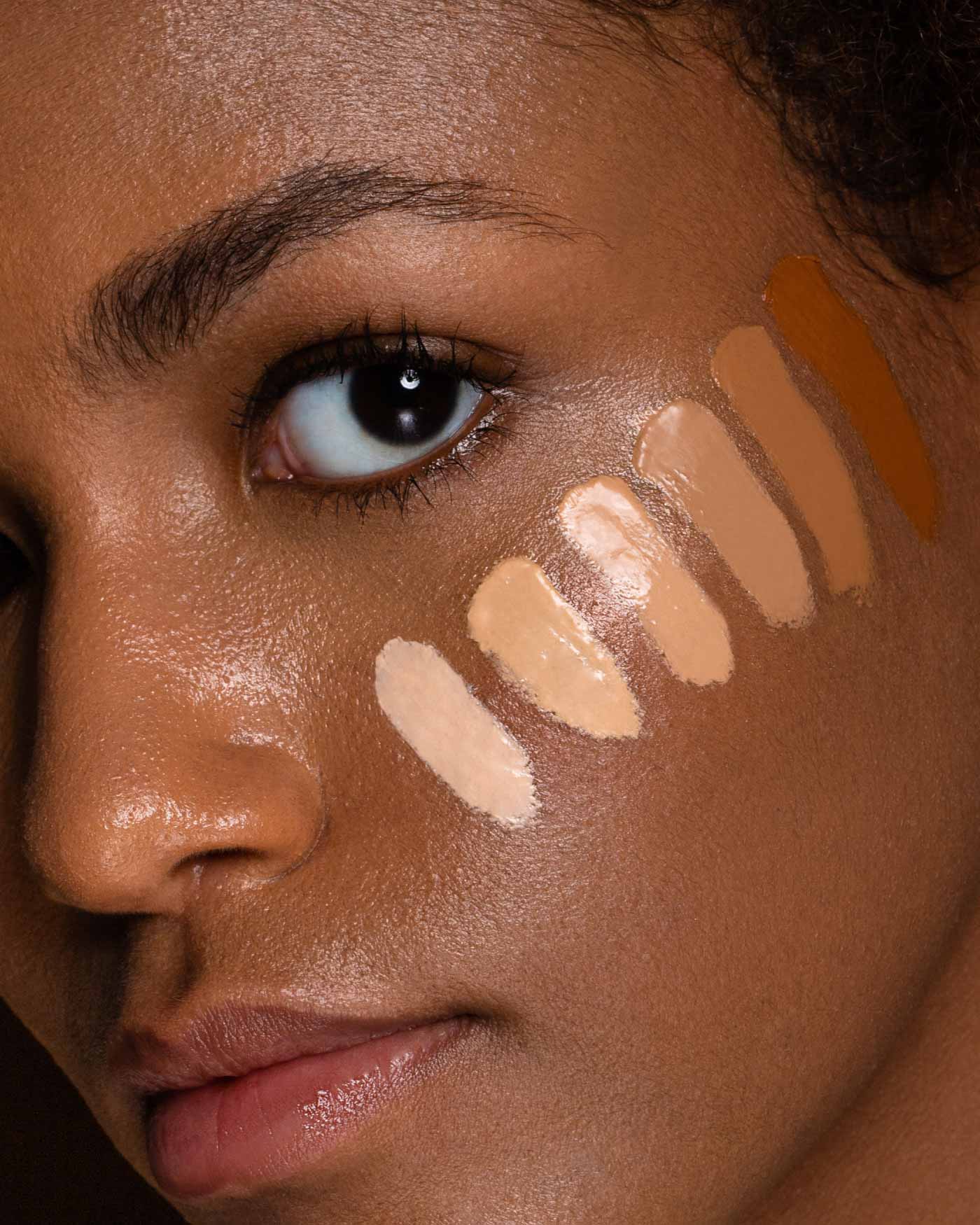 COMPACT FOUNDATION BALM - Fondotinta, Bronzer, Base